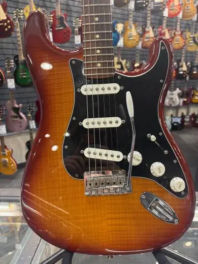 Fender - 014-4553-552 2